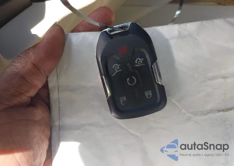 2017 GMC Yukon Denali z USA, uszkodzony, nr VIN 1GKS2CKJ6HR361075